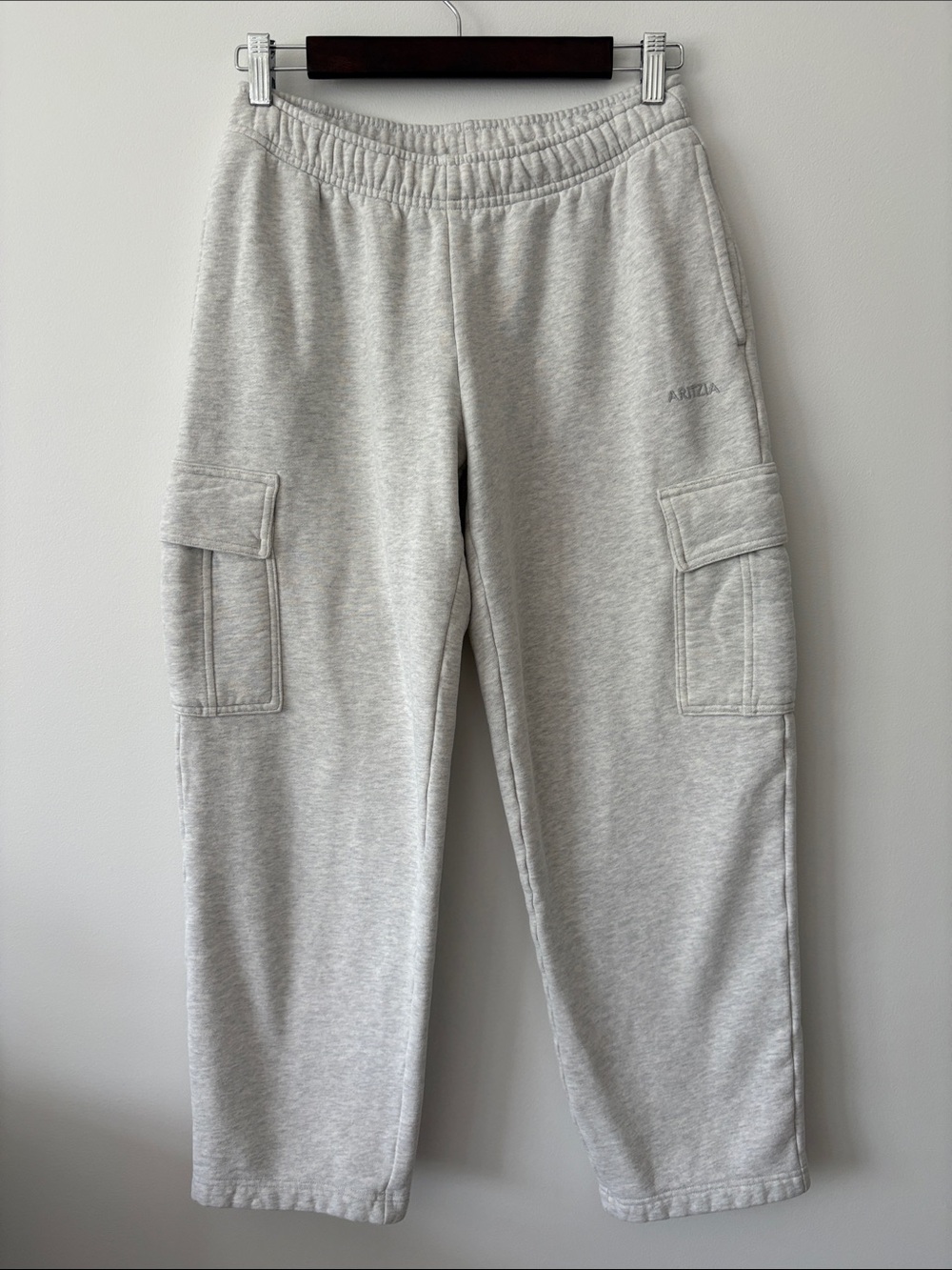 Aritzia Sweatfleece Mega Fit Cargo Sweatpants Size S